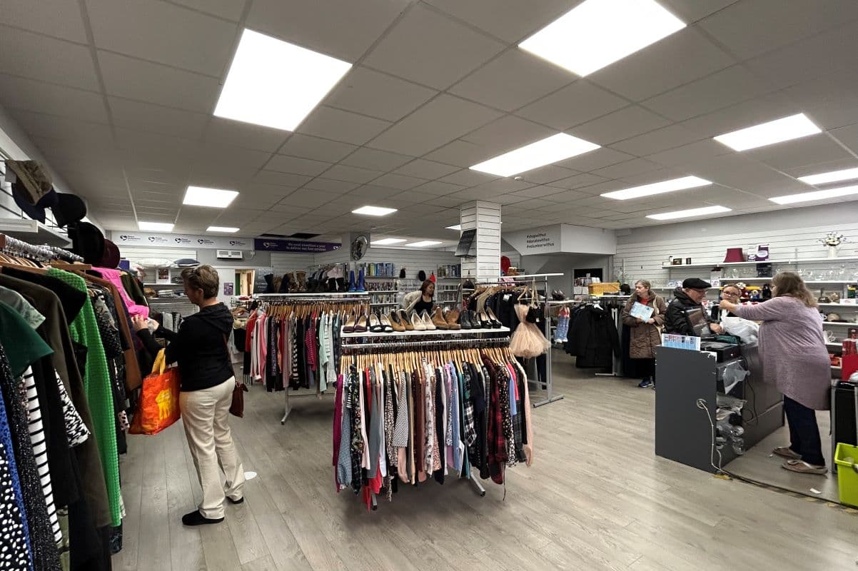 FREEHOLD INVESTMENT - DOUBLE SHOP & TWO FLATS