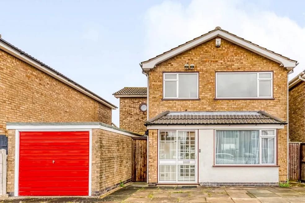 VACANT FREEHOLD FOUR BEDROOM DETACHED HOUSE WITH GARAGE