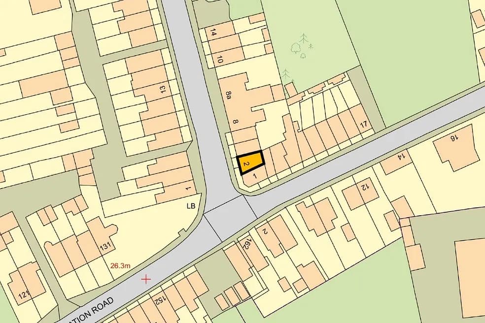 Freehold Three Bedroom Terrace House Producing £7,800 Per Annum