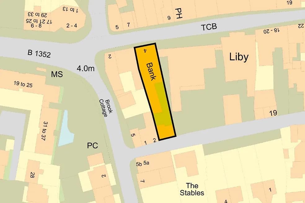 FREEHOLD VACANT FORMER BANK, UPPER PART & OUTBUILDING WITH DEVELOPMENT POTENTIAL