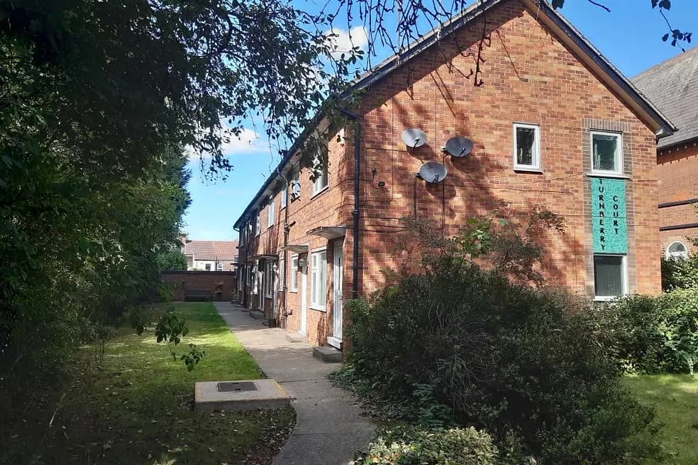 Freehold Ground Rent for a Residential Block of 8 Flats and 7 Lock Up Garages