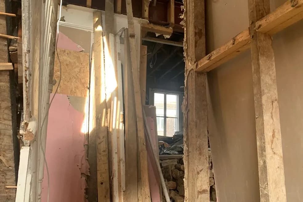 FREEHOLD MIXED USE PROPERTY REQUIRING RENOVATION THROUGHOUT