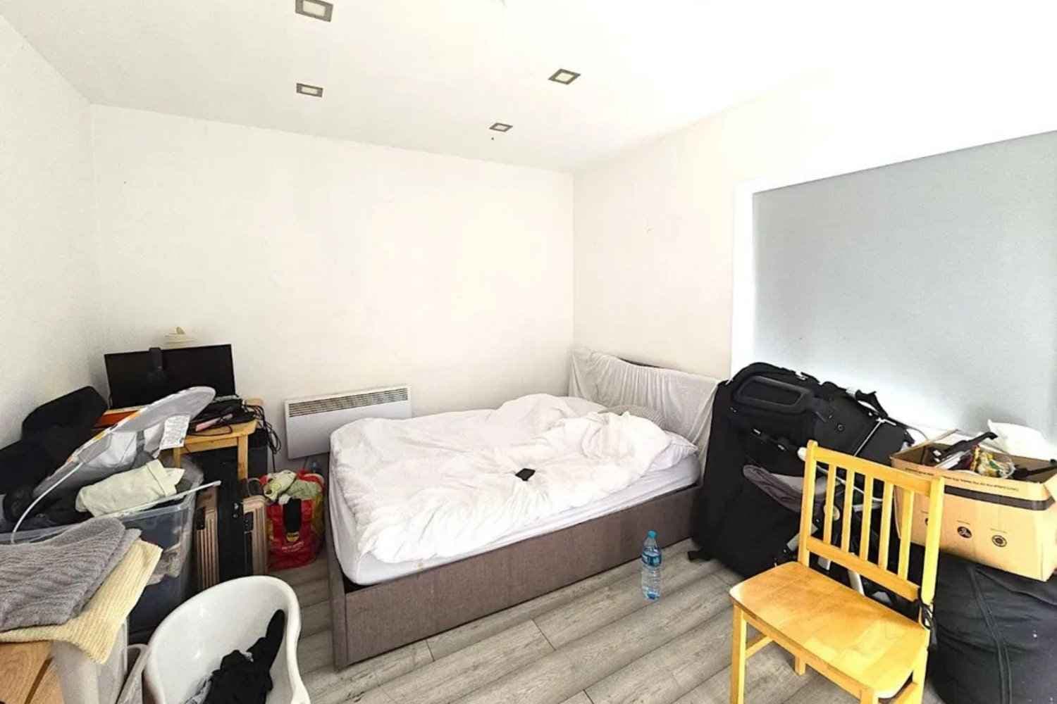 Ground Floor Studio Flat at 18A Gloucester Mews