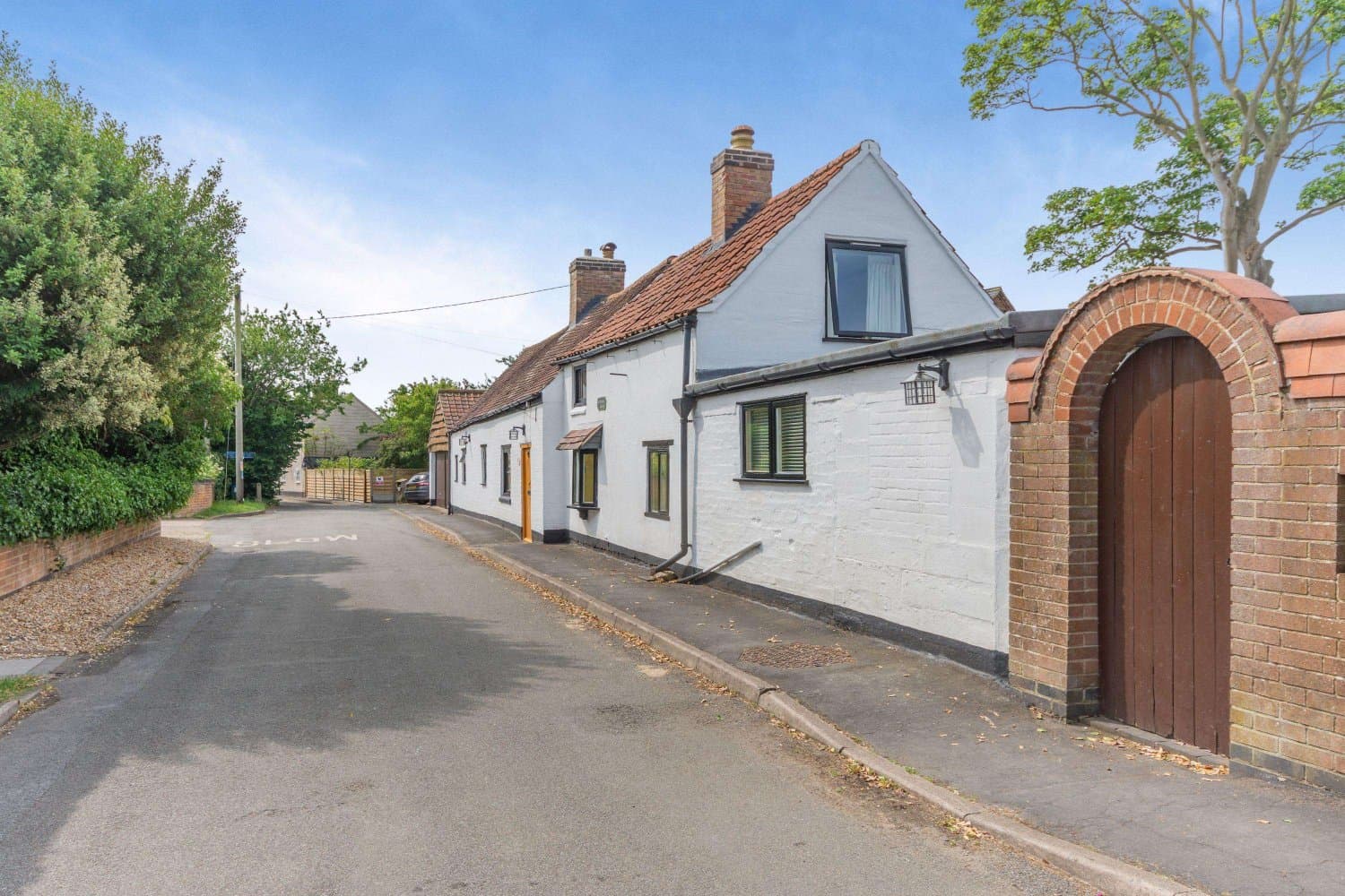Delightful Detached Country Cottage