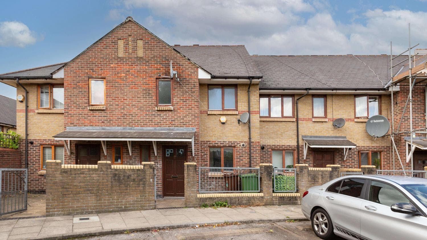 Three Bedroom Mid Terrace House