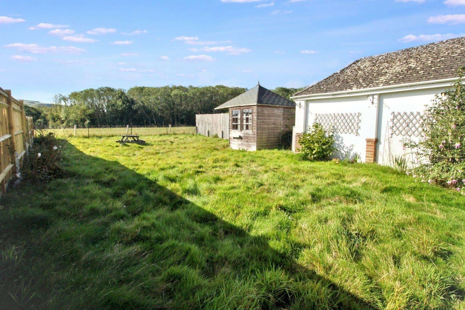 27 Sunstar Lane Auction Property