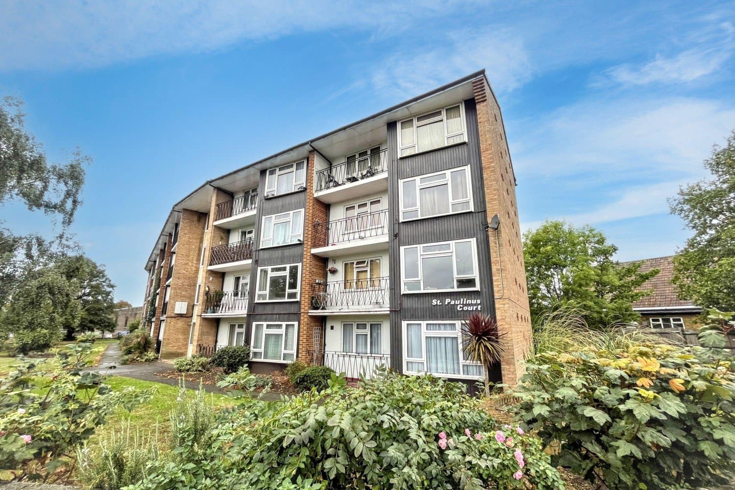 One Bedroom Third Floor Flat