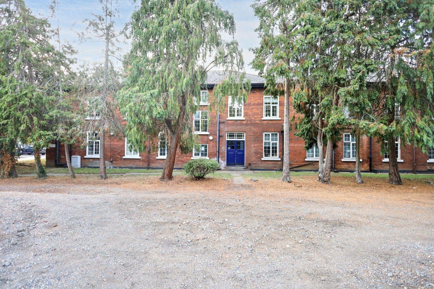 Flat 16 Astra Court East