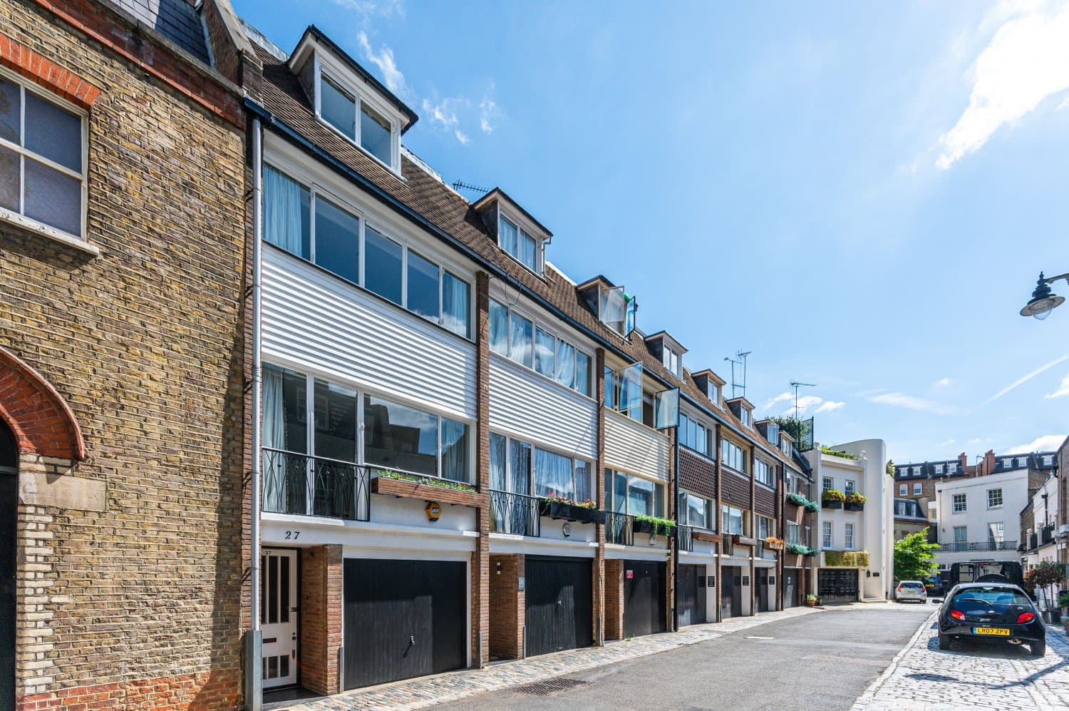 27 Eaton Row