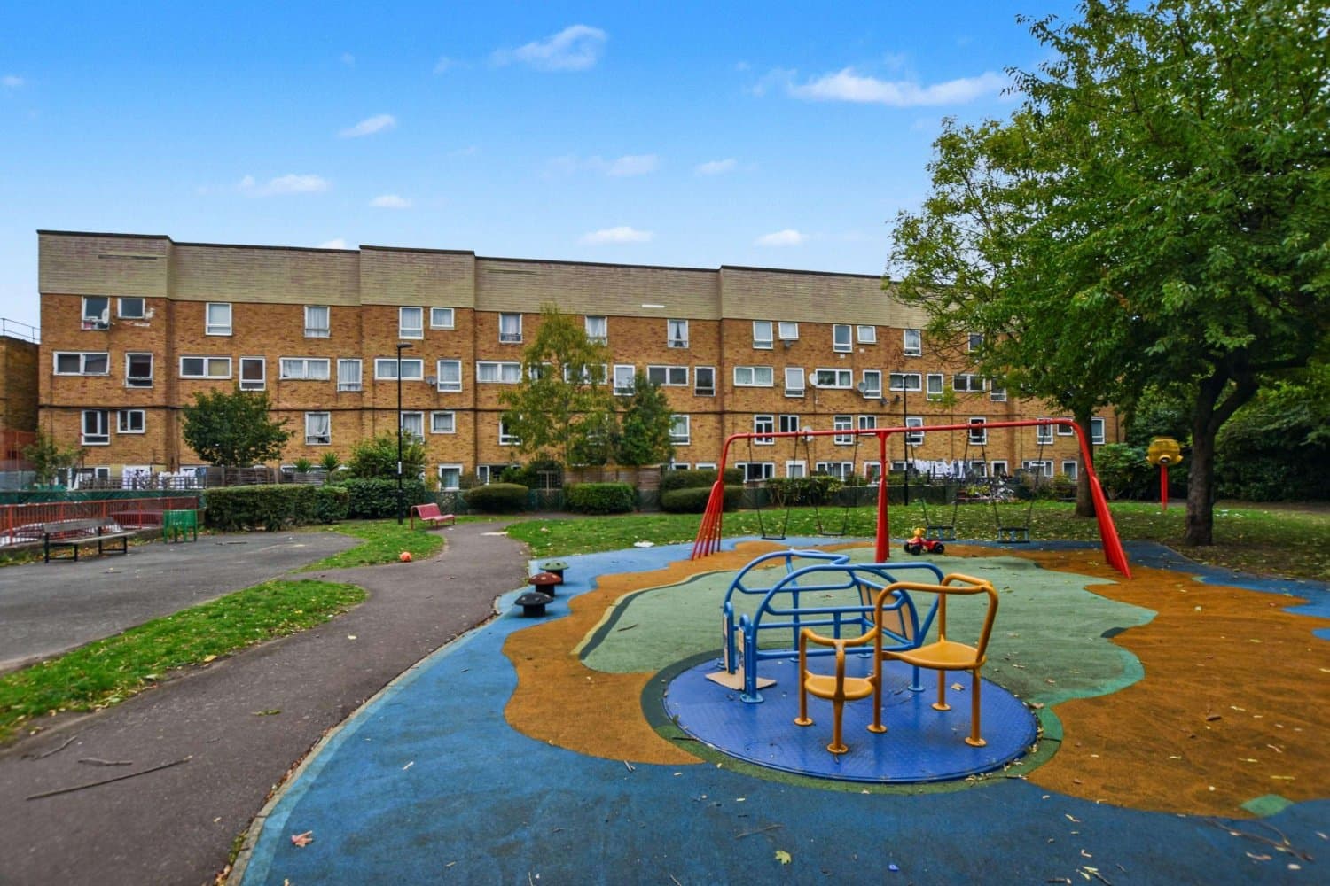 Flat 14 Lamberthurst House