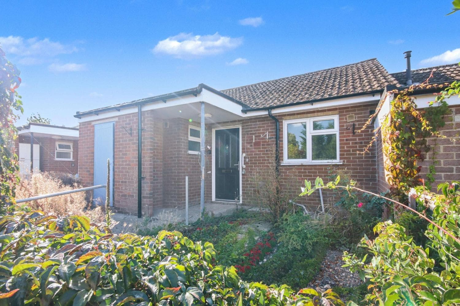 One Bedroom Mid Terrace Bungalow