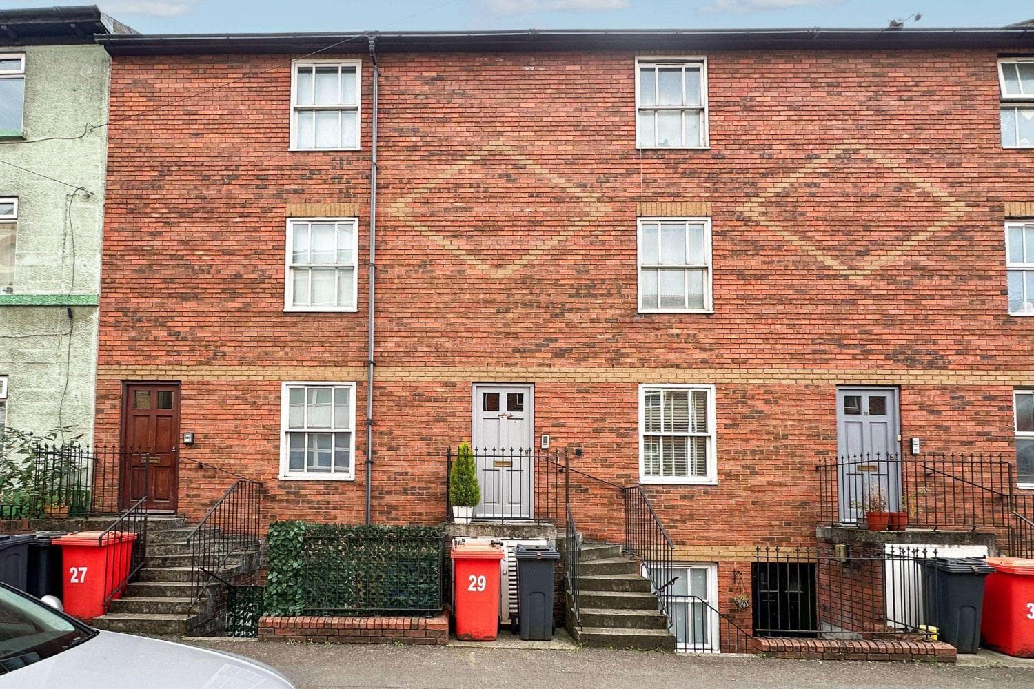 Ground Floor Studio Flat