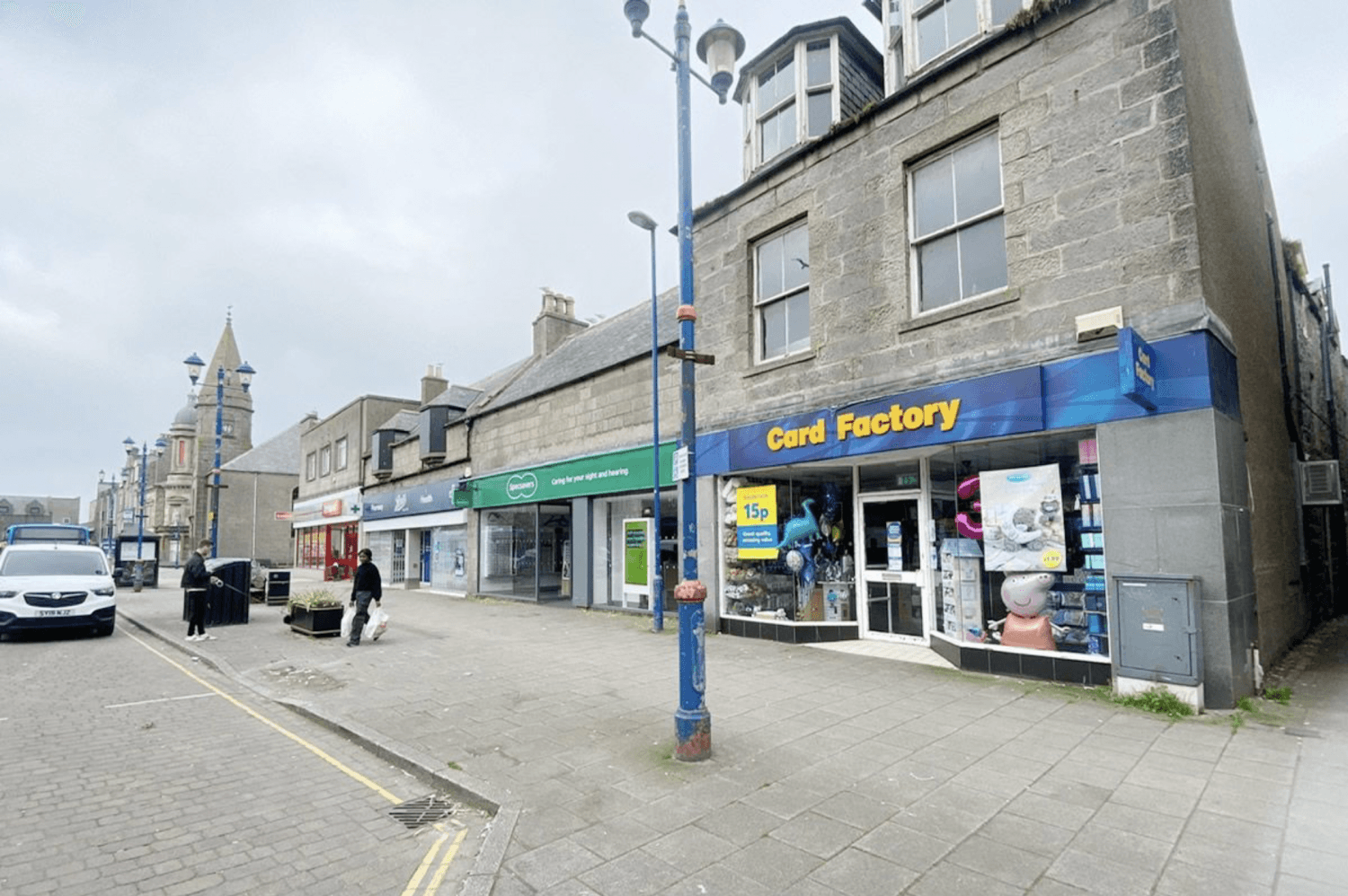 Prominent Retail Shop on the High Street