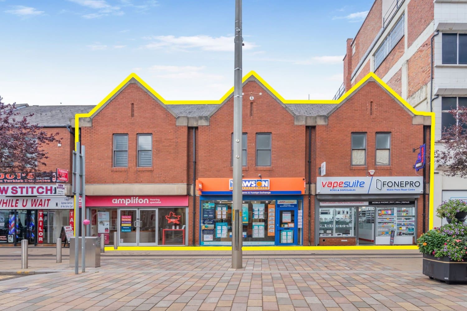 Freehold High Yielding Unbroken Retail Parade