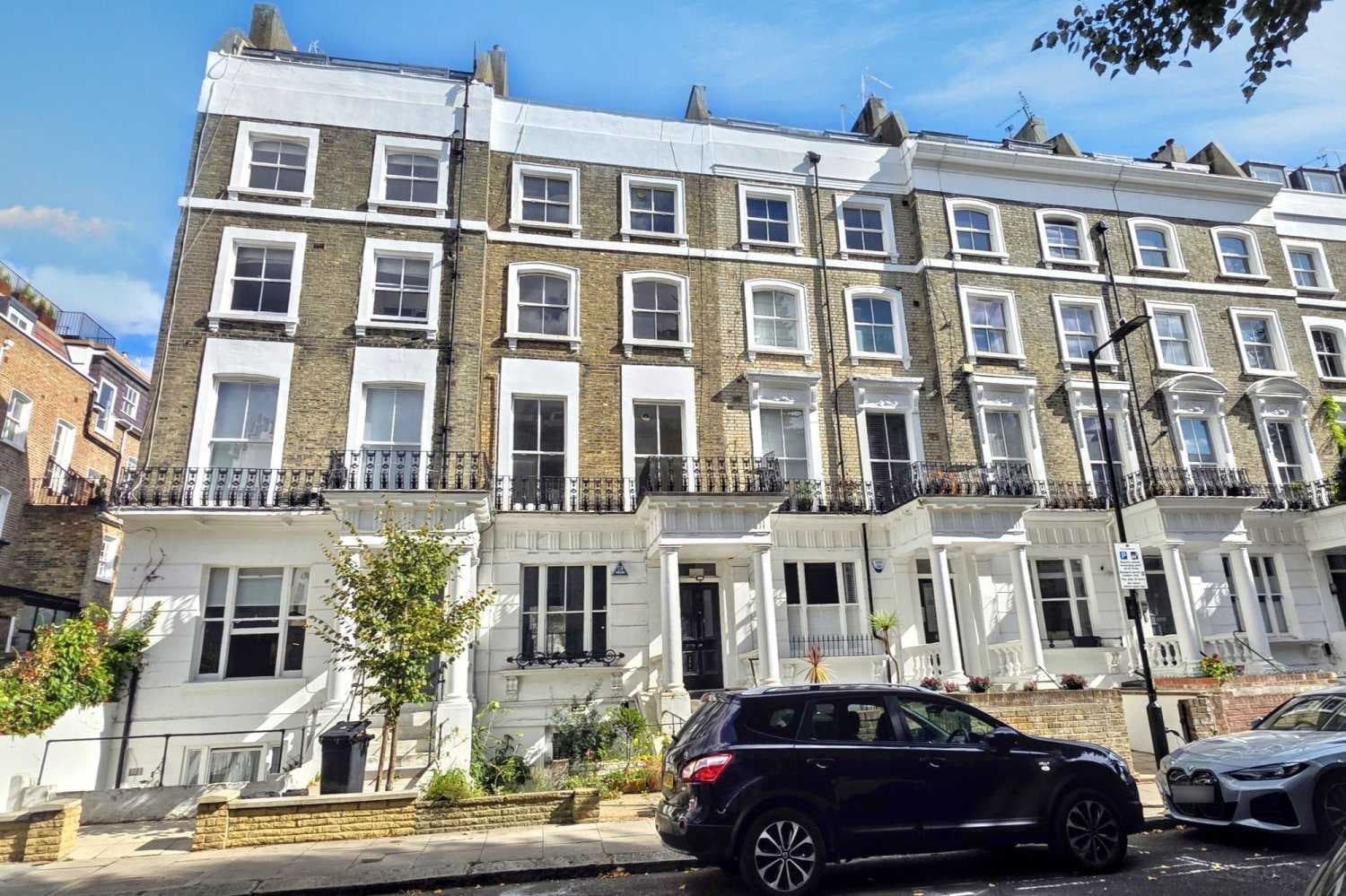 Freehold Terraced Property in Notting Hill