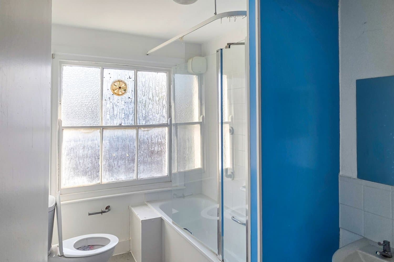 Attractive Terraced Property in Notting Hill