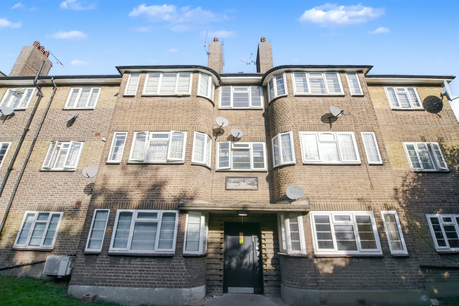 Three Bedroom Ground Floor Flat