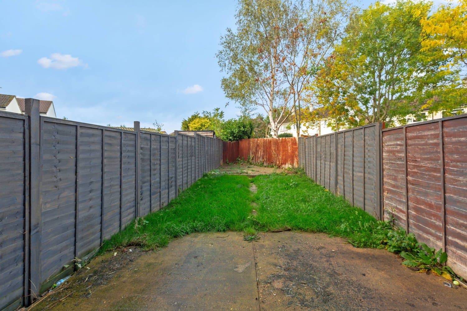 Three Bedroom Mid Terrace House
