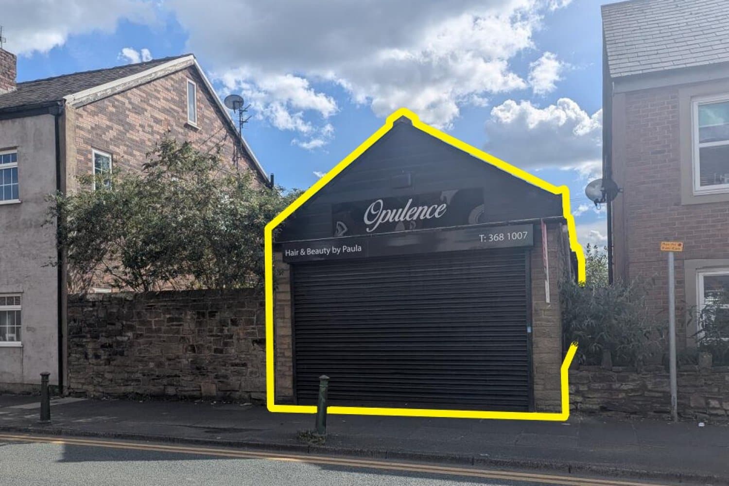 High Yielding Retail Investment Located in an Affluent Commuter Town