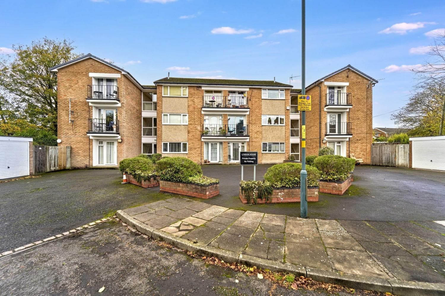 Flat 11, Lyndon House