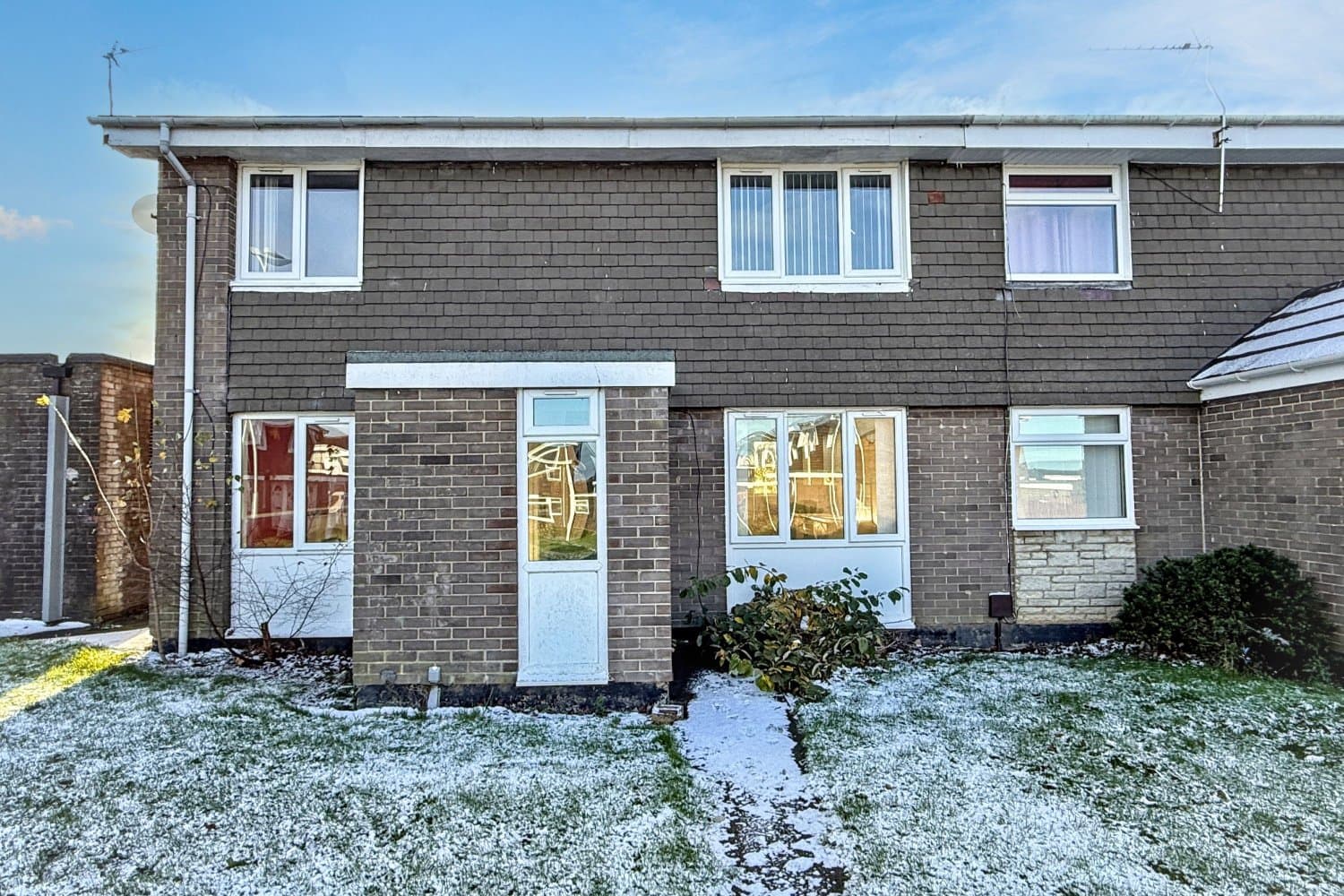 Two Bedroom End of Terrace House