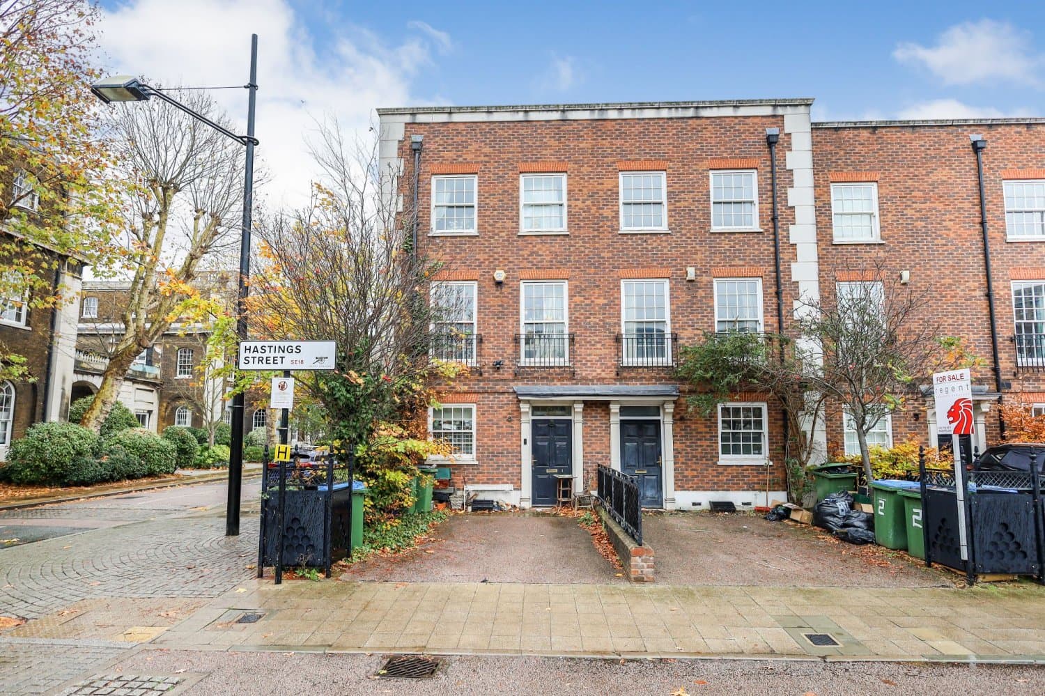 Five Bedroom Freehold End of Terrace House