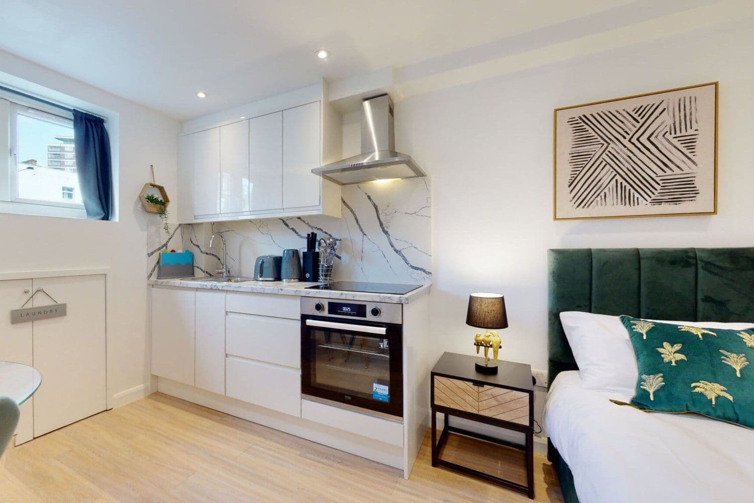 Freehold Mixed Use Investment in Popular Central London Location