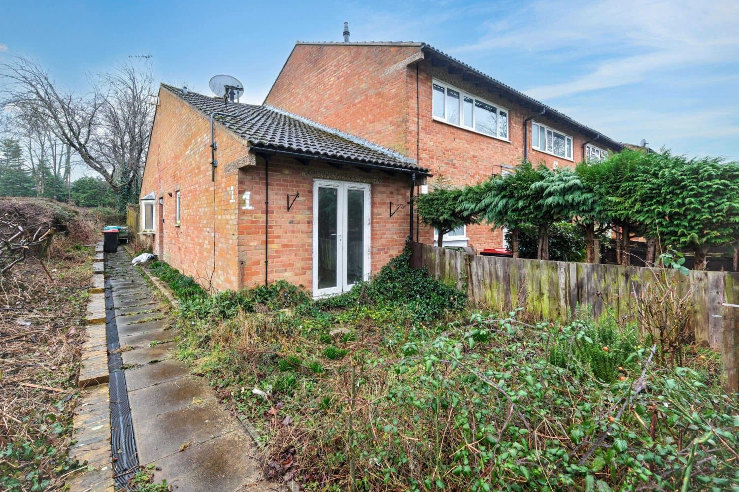 One Bedroom End of Terraced Bungalow