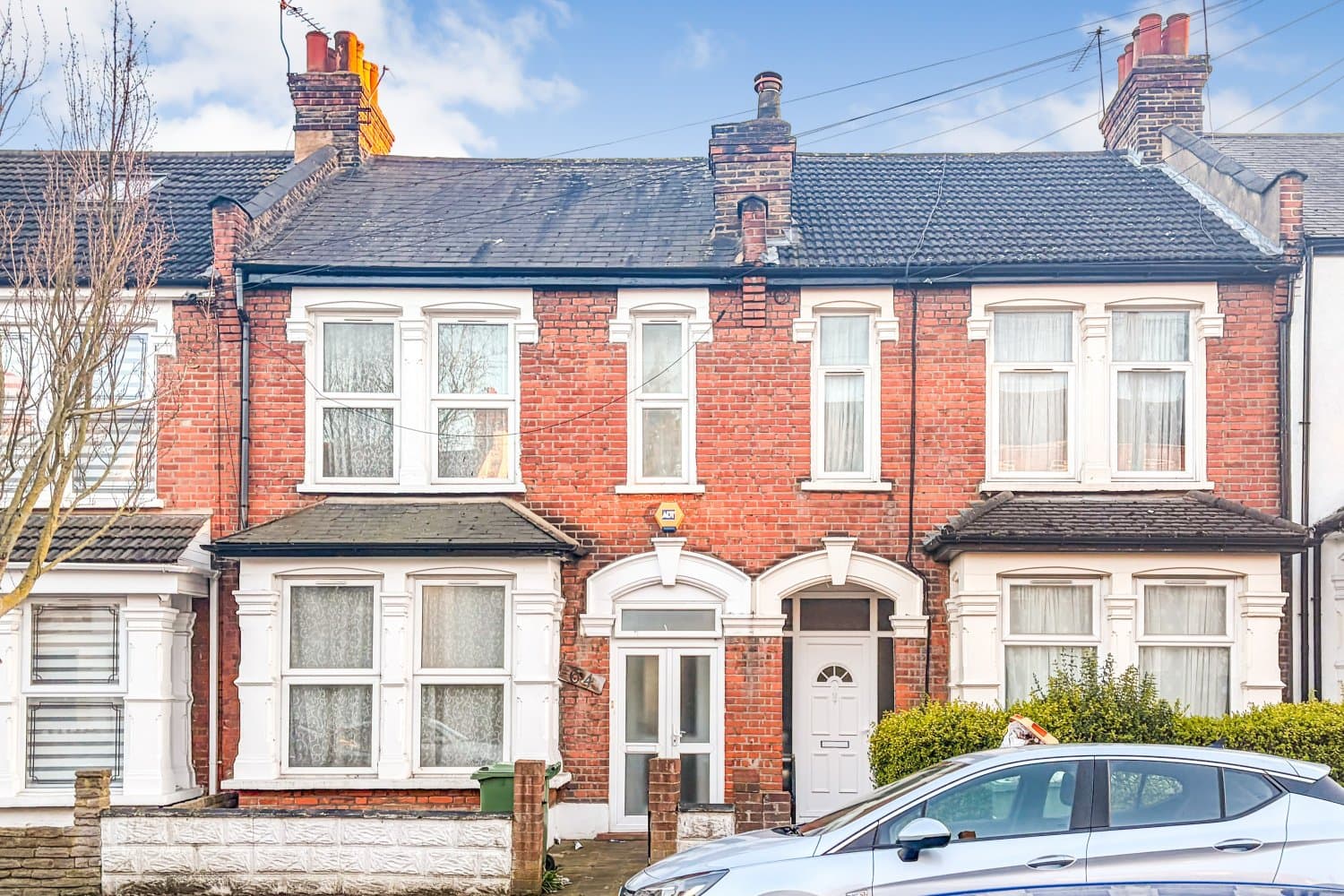Three Bedroom Mid Terrace House