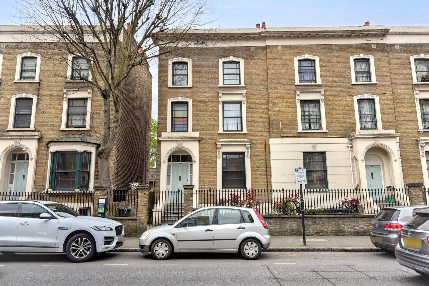 Two Bedroom Maisonette in Hackney