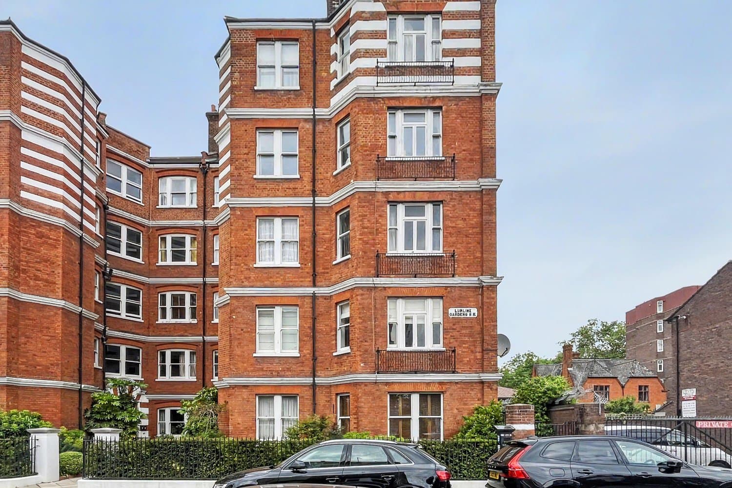 Two Bedroom Self-Contained Flat in Battersea
