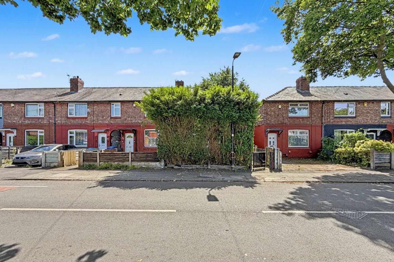 Two Bedroom End of Terrace House