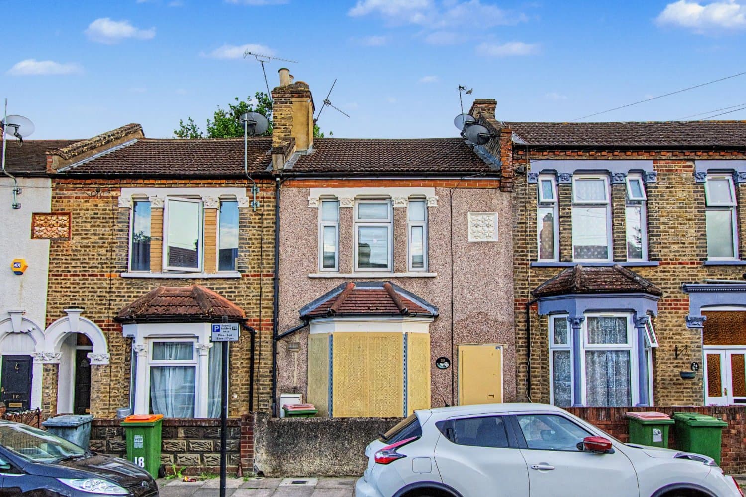Freehold Two Bedroom Terraced Property