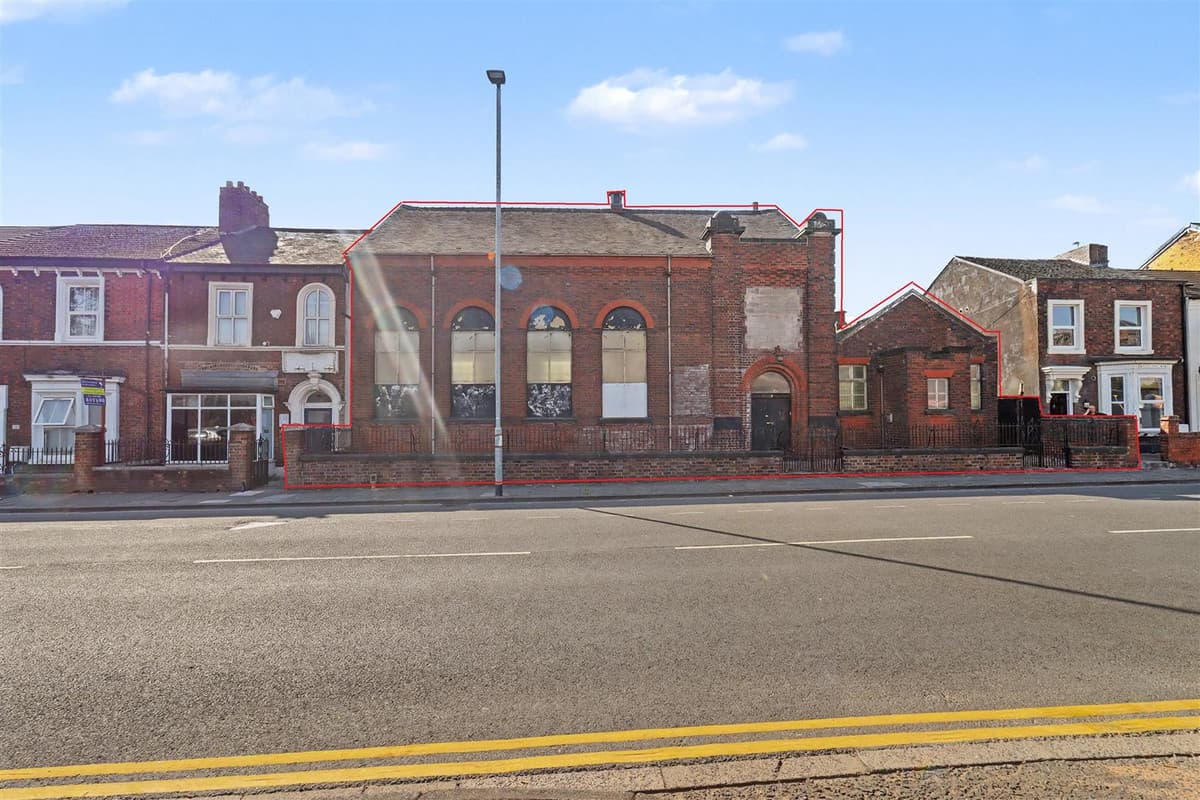 Former Jewish Synagogue with Conversion Potential