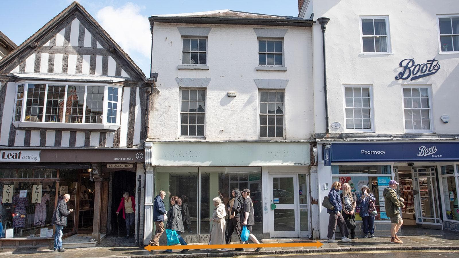 Freehold Retail Opportunity