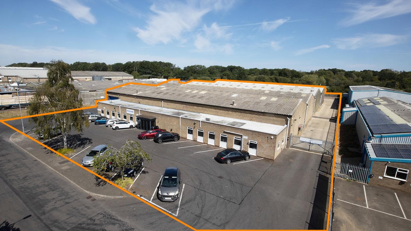 Substantial Freehold Warehouse Investment