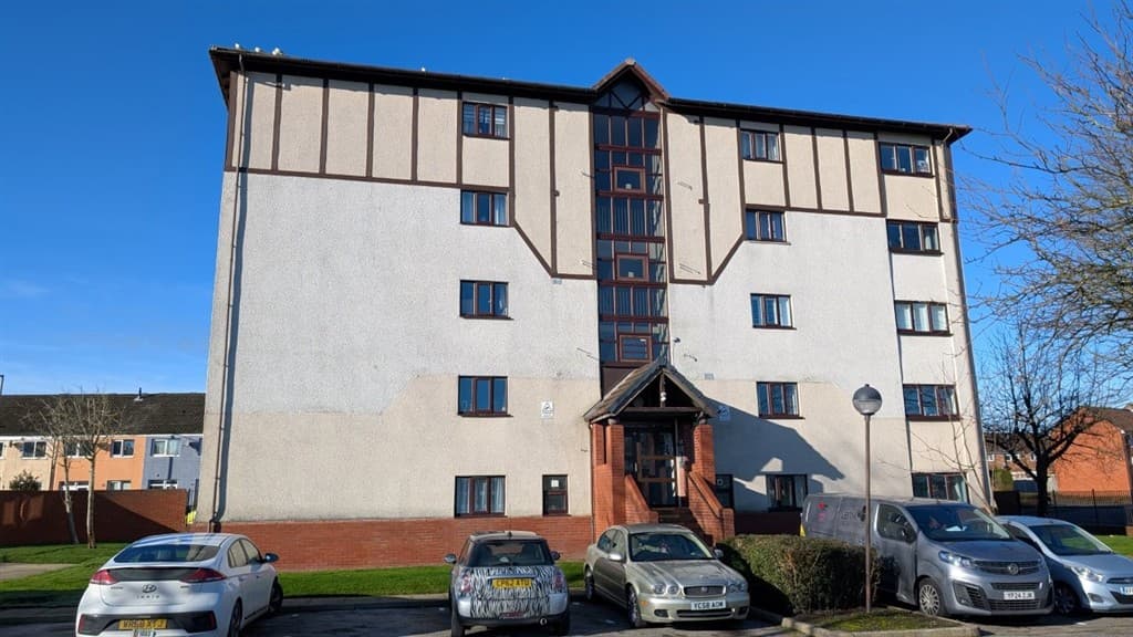 Flat 6, Barmouth Court