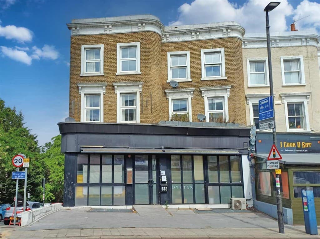 Long Leasehold Lower Ground Floor Self-Contained Flat