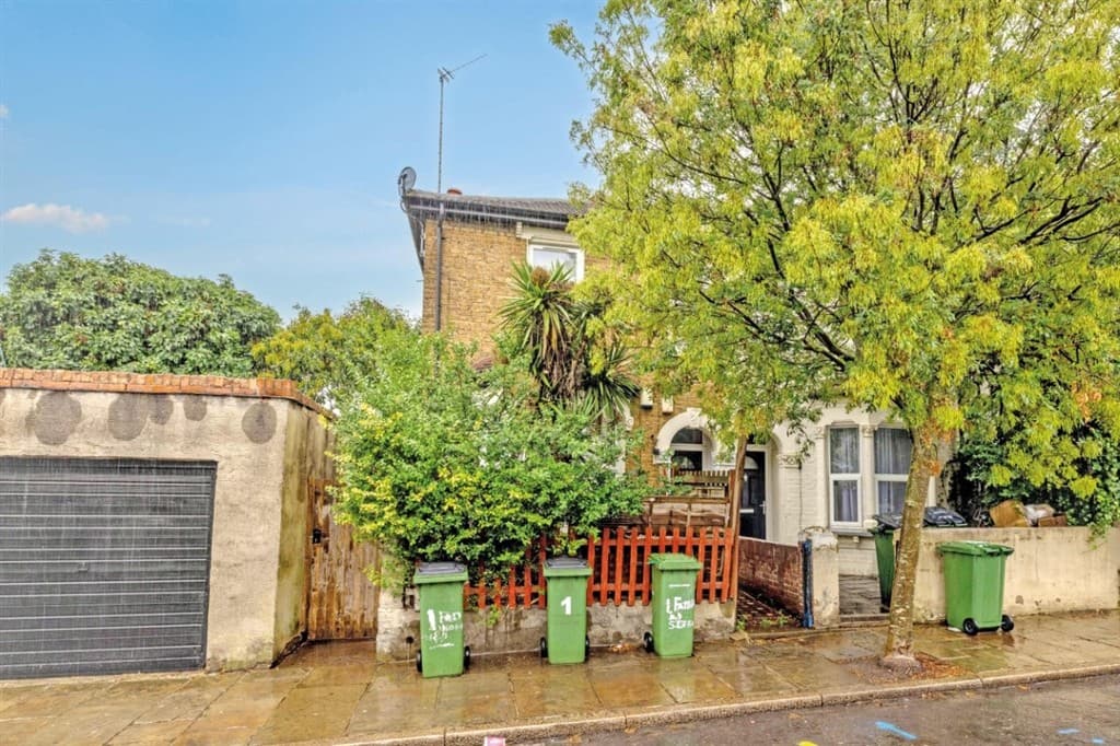 Freehold House Arranged as Two Self-Contained Flats