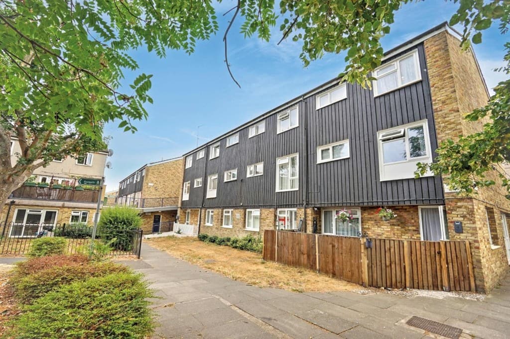 Leasehold Split Level Three-Bedroom Flat