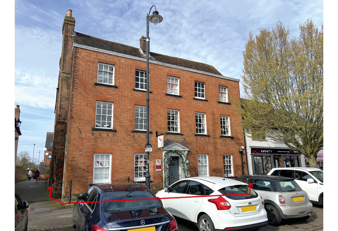 Freehold Town Centre Commercial Investment