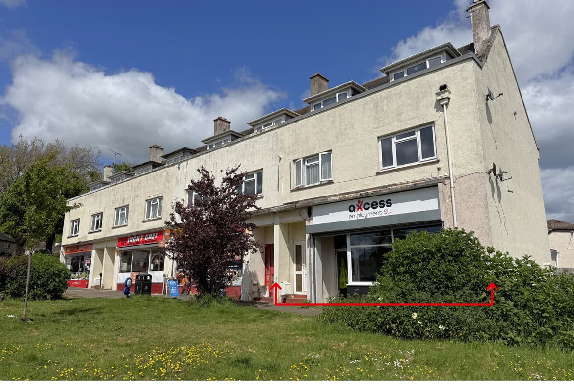 Freehold Investment – Shop/Office & 3 Bed Flat – Gross Yield 11.5%