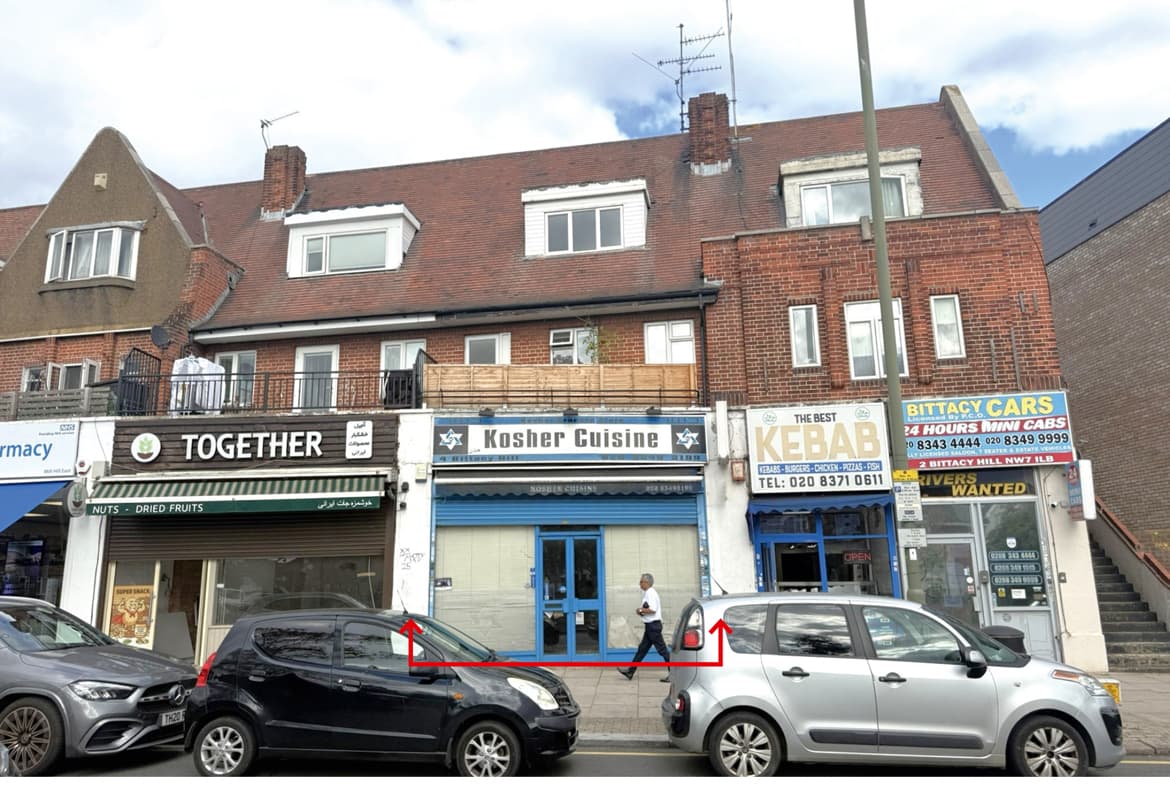Vacant Shop (plus flat sold-off)