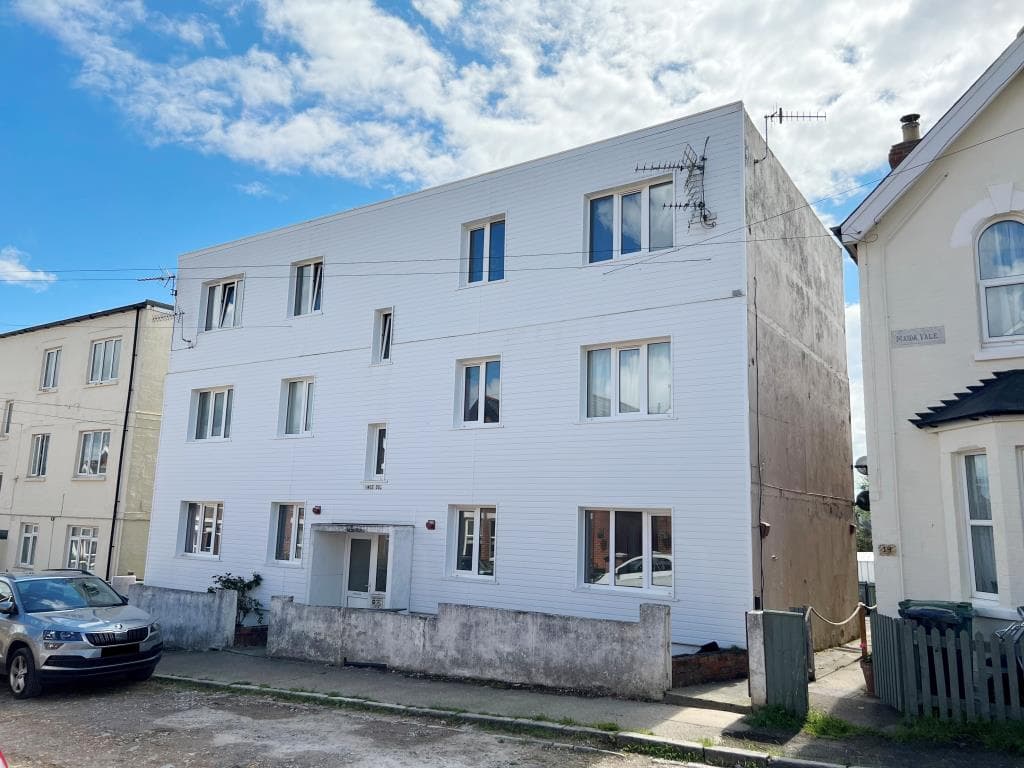 Freehold Block Of Six Two-Bedroom Flats For Investment