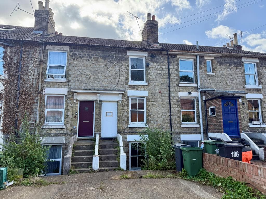 Mid-Terrace House For Improvement
