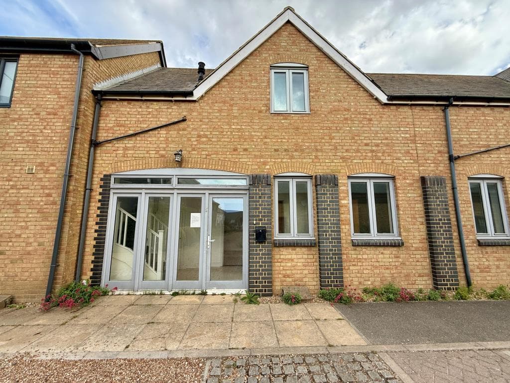 Three-Bedroom Terrace House