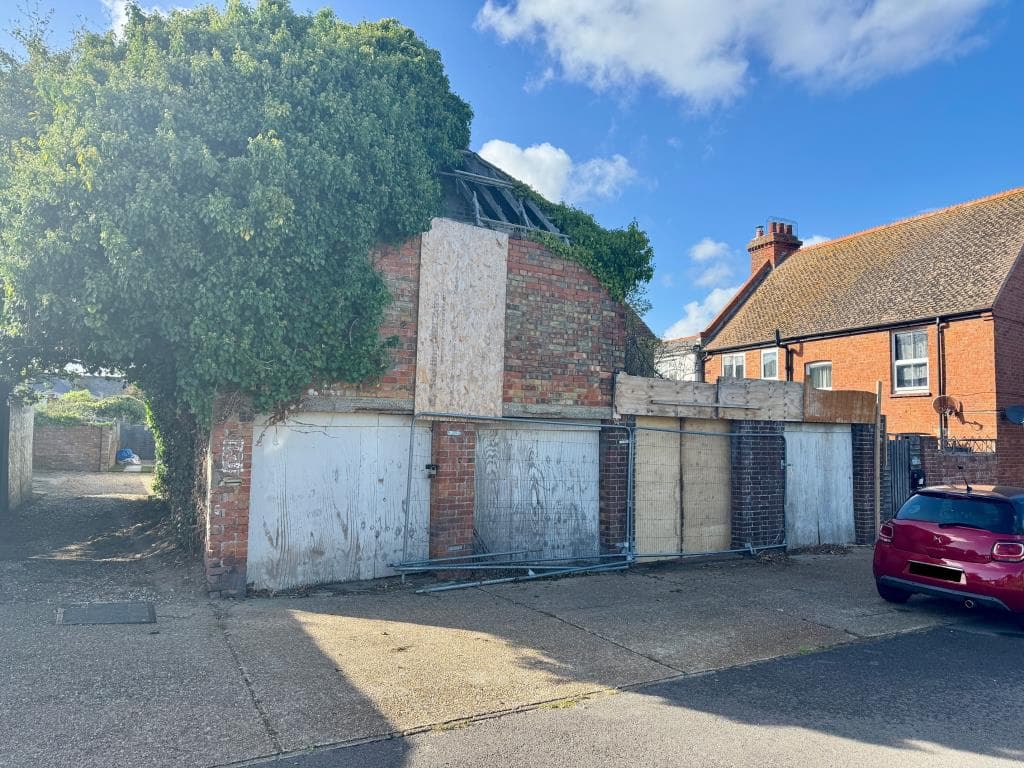 Freehold Site With Planning For Three Flats