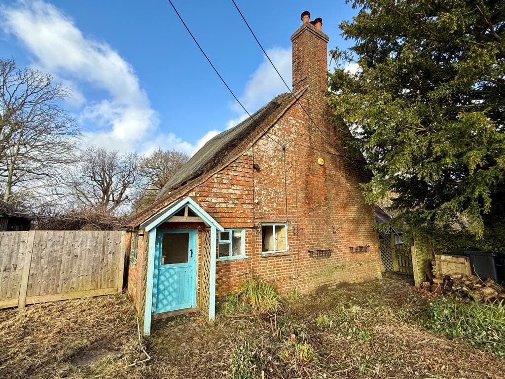 Attached Period Cottage With Planning