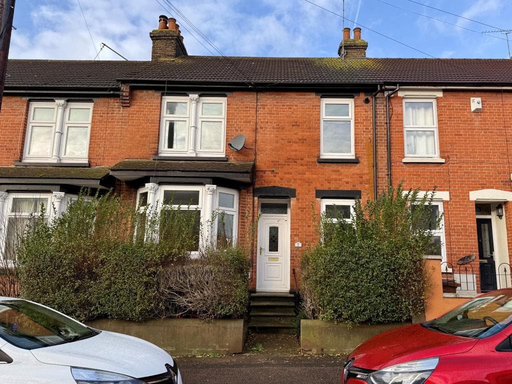 Freehold Property Arranged As Two Flats