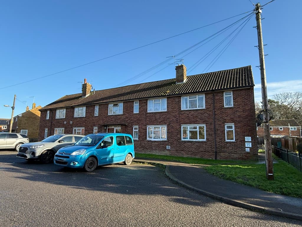 Ground Floor Flat For Improvement